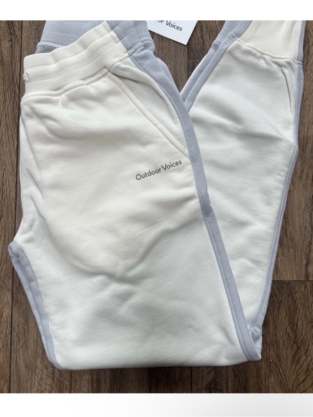 Outdoor Voices Color Block Dove/Bone Pickup Joggers Sweatpants Size XS NWT $88